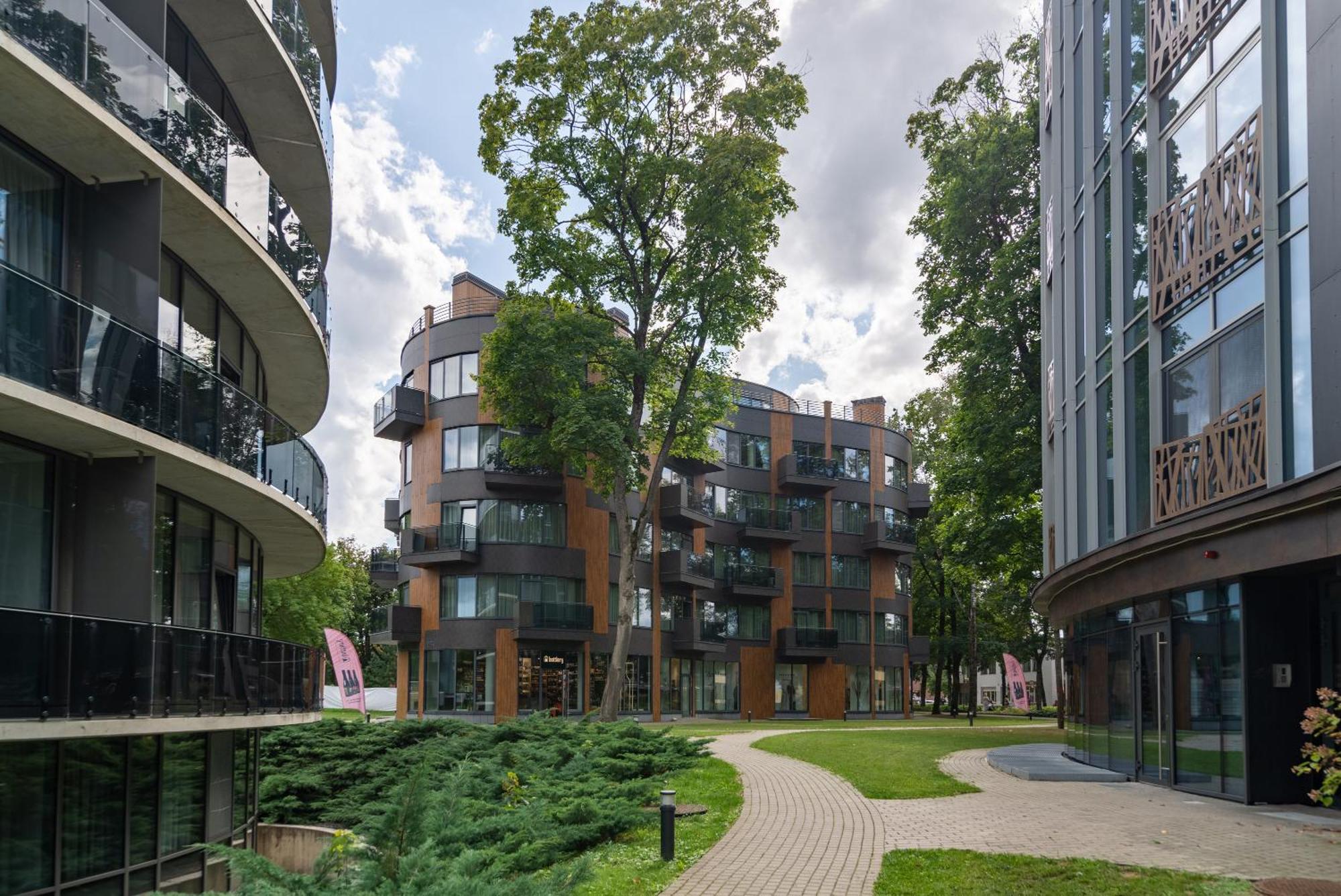 2 Bedroom Apt, 2 Garage Spots & Balconies, Self Check-In, By Cohost Druskininkai Exteriér fotografie